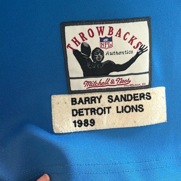 Mitchell & Ness NFL Throwback Jersey Barry Sanders 1989 Detroit Lions # 20 NWT - Picture 4 of 7